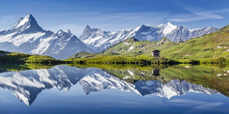 Berge & Gebirge Bachalpsee Schweiz im weißen Bilderrahmen, 120x60cm