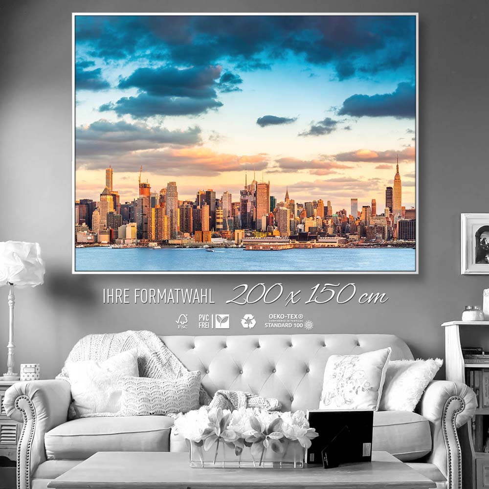 Skyline Panorama von New York im weißen Bilderrahmen, 200x150cm