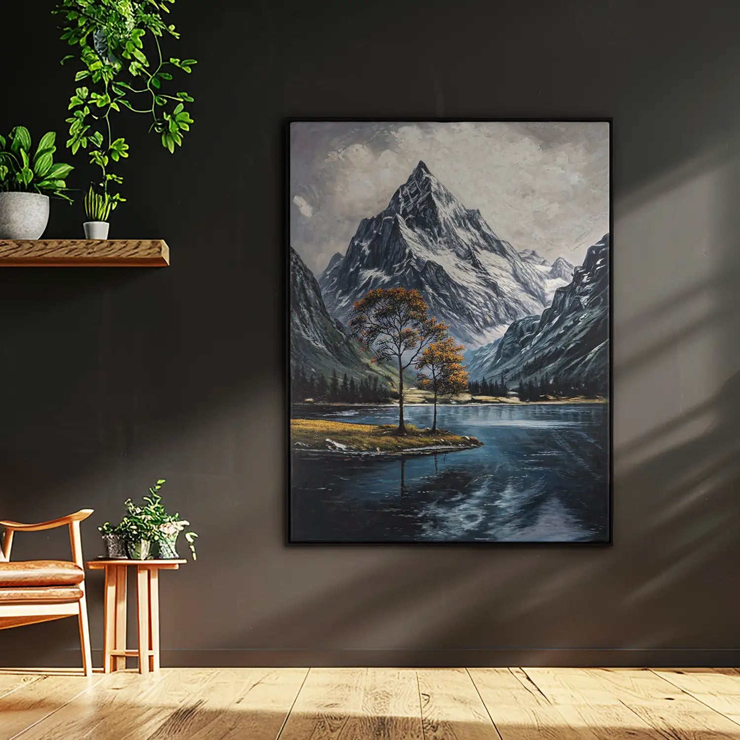 Wandbild echt handgemalt 75x100 cm im Schattenfugenrahmen Schwarz, faszinierende Landschaft mit Berg und ruhigem See in dunklen Blautönen – „Zwischen Berg und See“